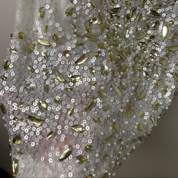 MacDouggal Sheer Unlined Sequined Embellished Mini Dress‎ - Picture 2 of 8